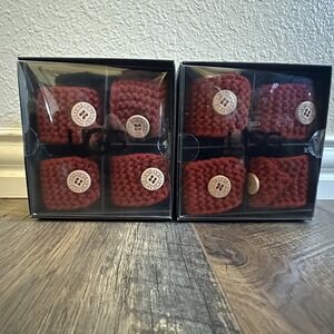 UGG Classic Cable Knit Napkin‎ Rings Set of 8 Lava Red Wood Button New in Box
